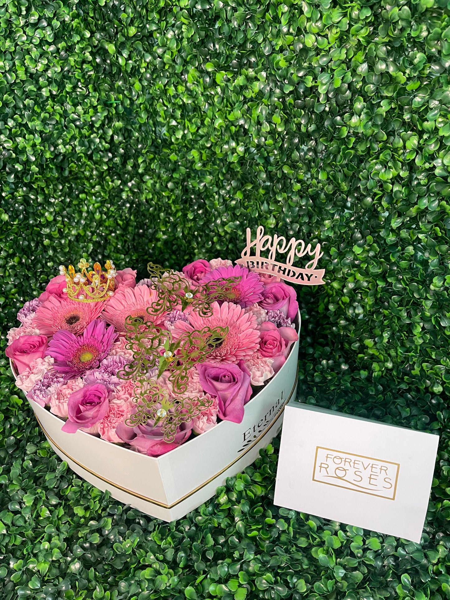 Summer Care Heart Box - forever roses store