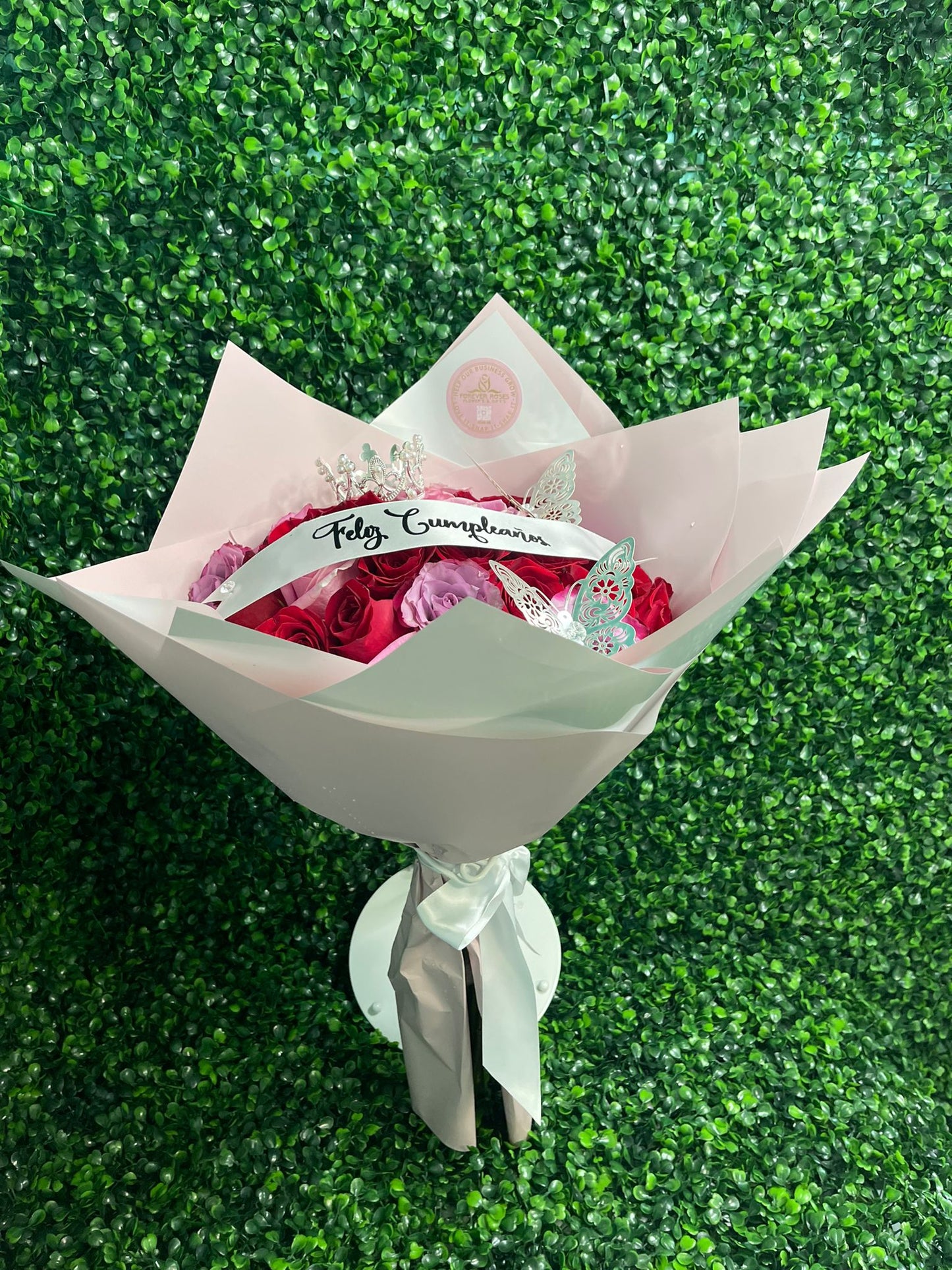 Classic Tri Color Bouquet - forever roses store