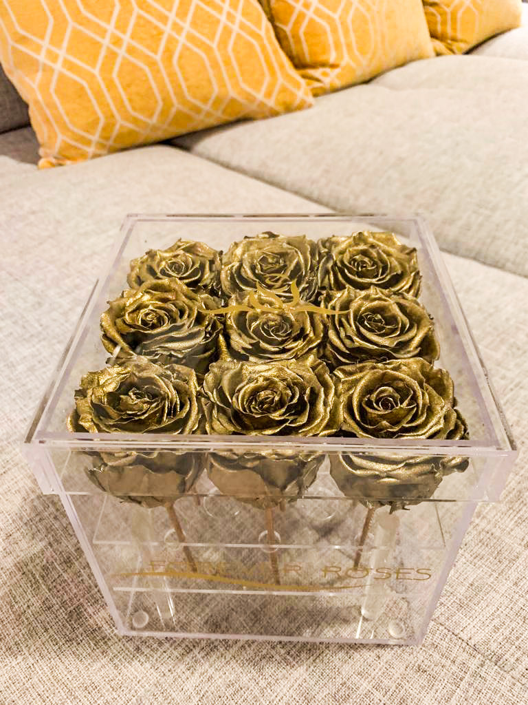 Acrylica Grande Box - Nine Preserved Roses - forever roses store