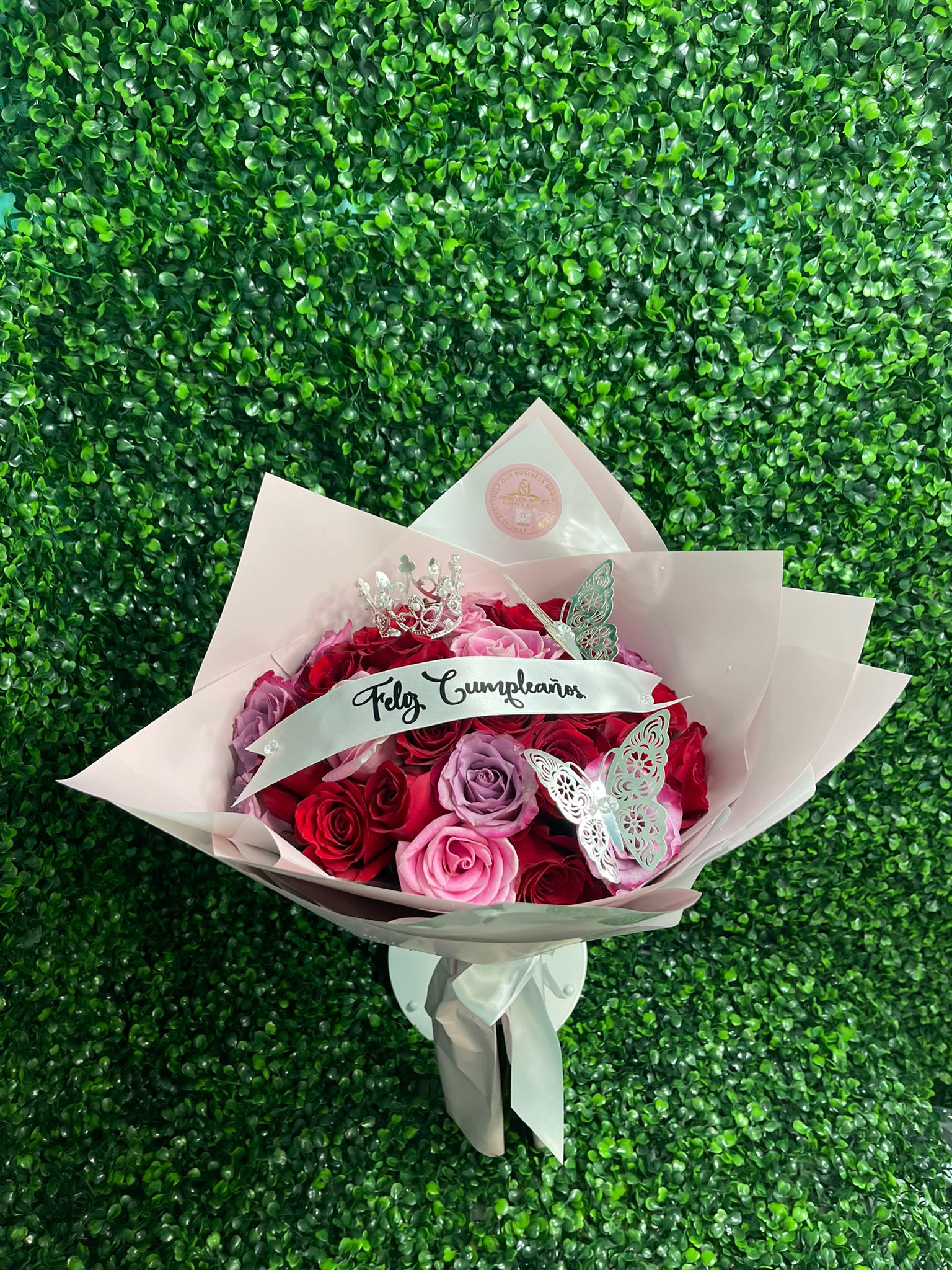 Classic Tri Color Bouquet – forever roses store